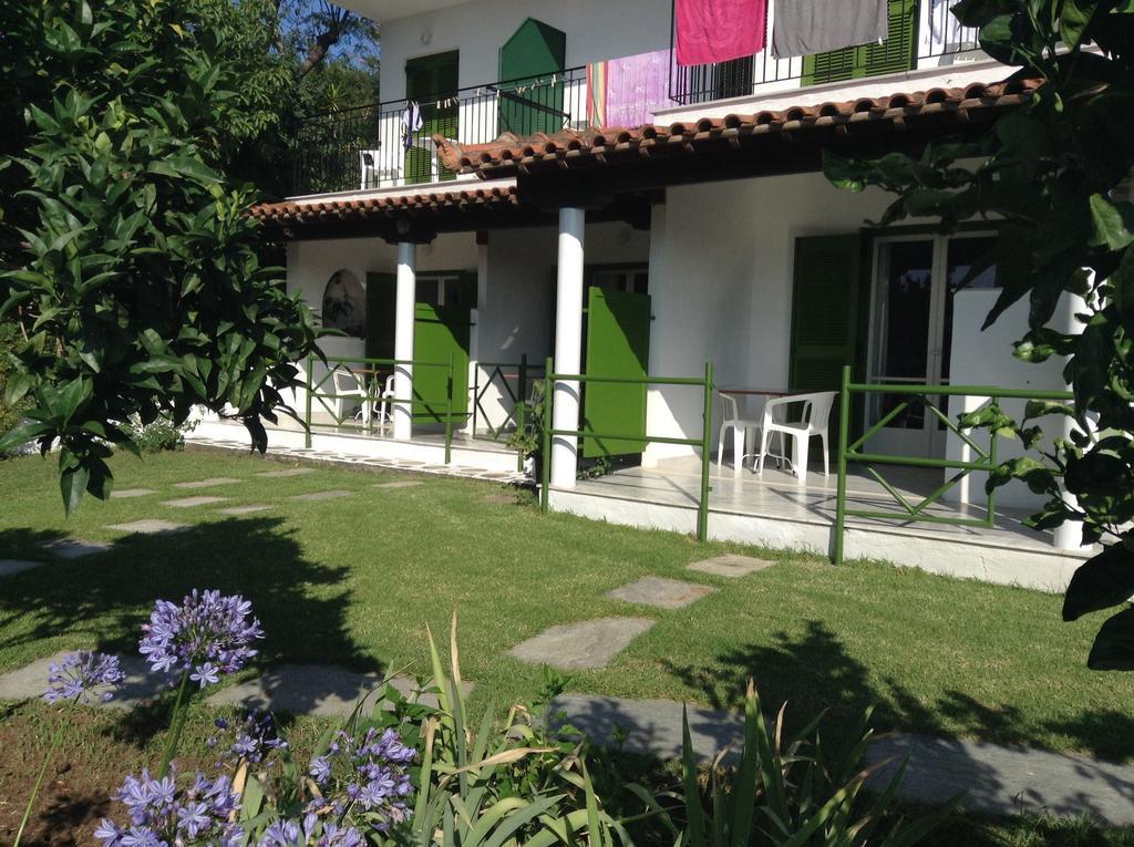 מגלי אמוס Villa Yiannis (Adults Only) מראה חיצוני תמונה
