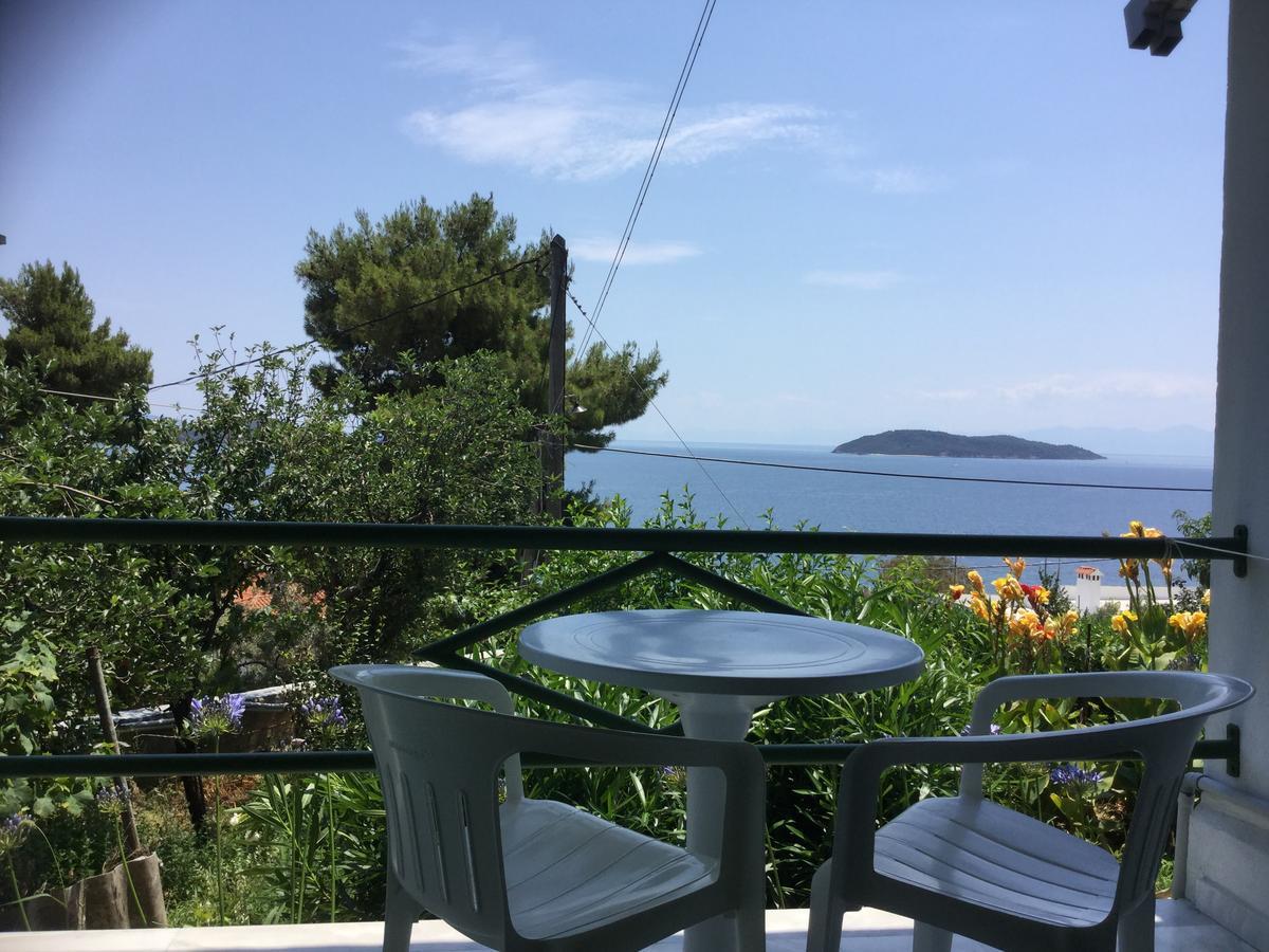 מגלי אמוס Villa Yiannis (Adults Only) מראה חיצוני תמונה